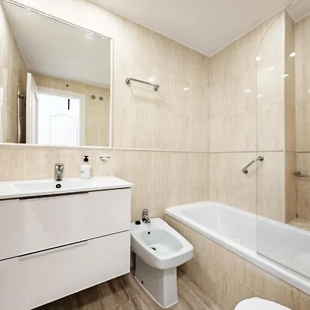 Spacious In Oasis Riviera Apartment Malaga